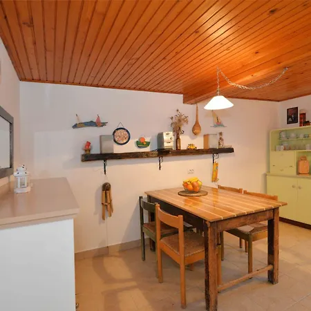 15147 Semesterbostad